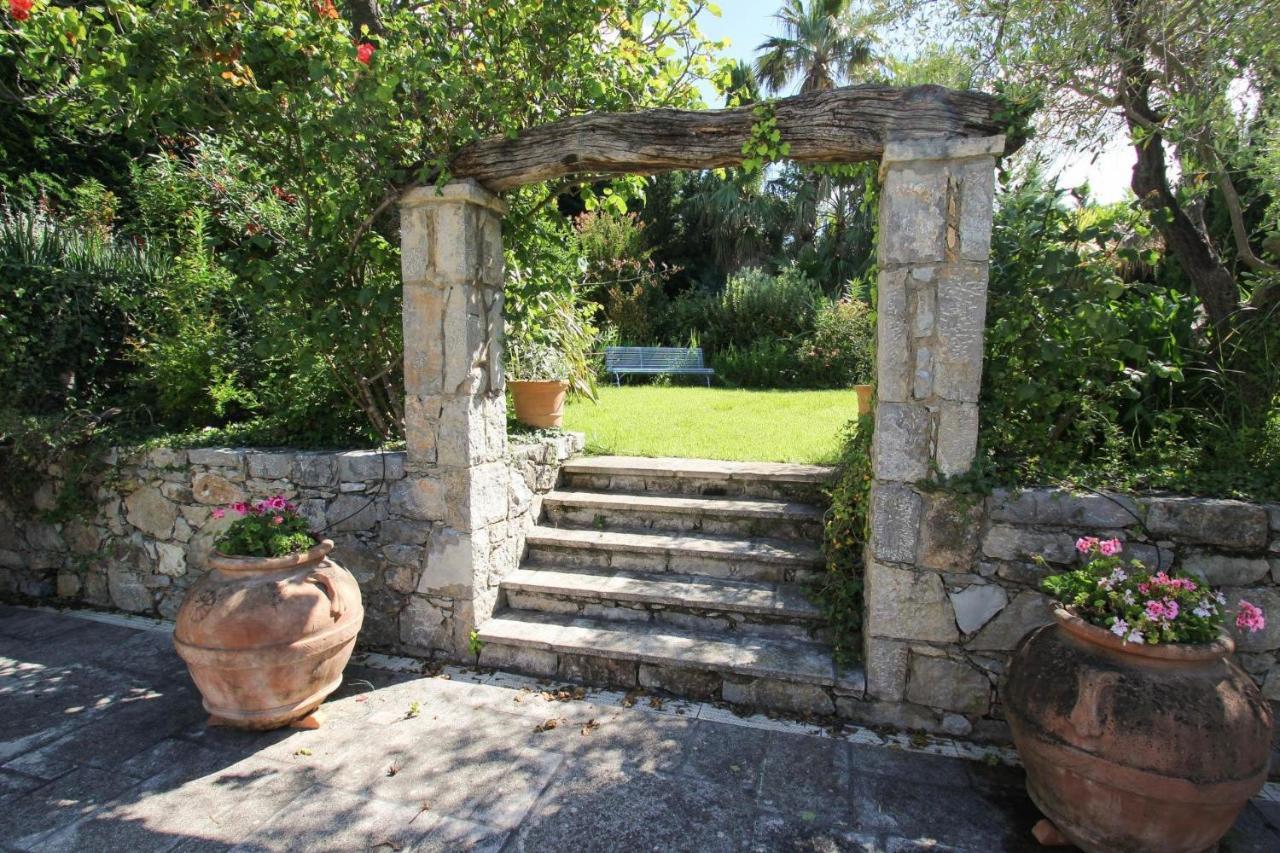 La Maison De Platane B&B Fayence Eksteriør bilde